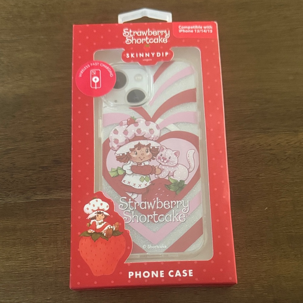iPhone 13/14/15 compatible case Strawberry Shortcake NWT